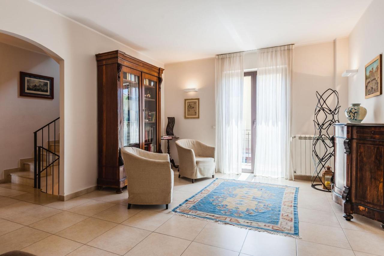 Siliqua House With Garden By Wonderful Italy Villa Трекастани Екстериор снимка
