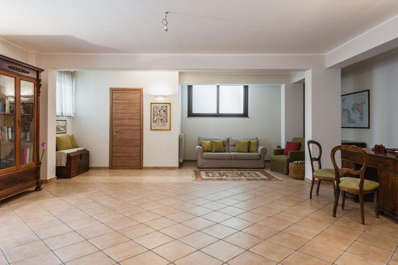 Siliqua House With Garden By Wonderful Italy Villa Трекастани Екстериор снимка